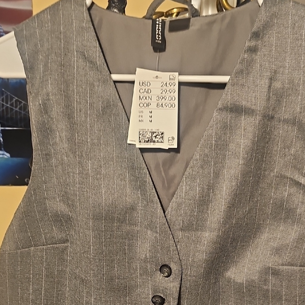 Brand New H&M Gray Pinstripe Vest